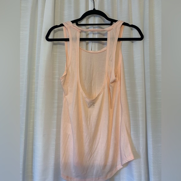 NIKE Dri-Git Twist Keyhole Back Tank - Picture 4 of 4